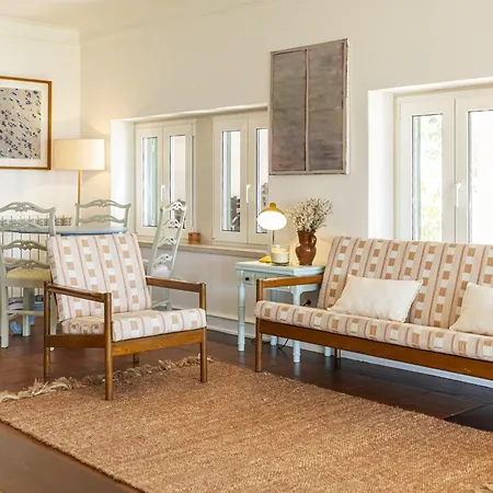 Villa Coastal Charm Chalet